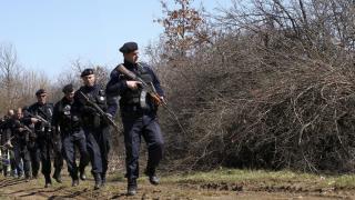 Сръбска жандармерия навлезе в Косово - албанците в страх!