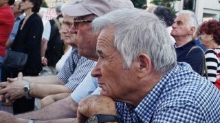 Стана ясно на колко години тялото спира да се бори със стареенето