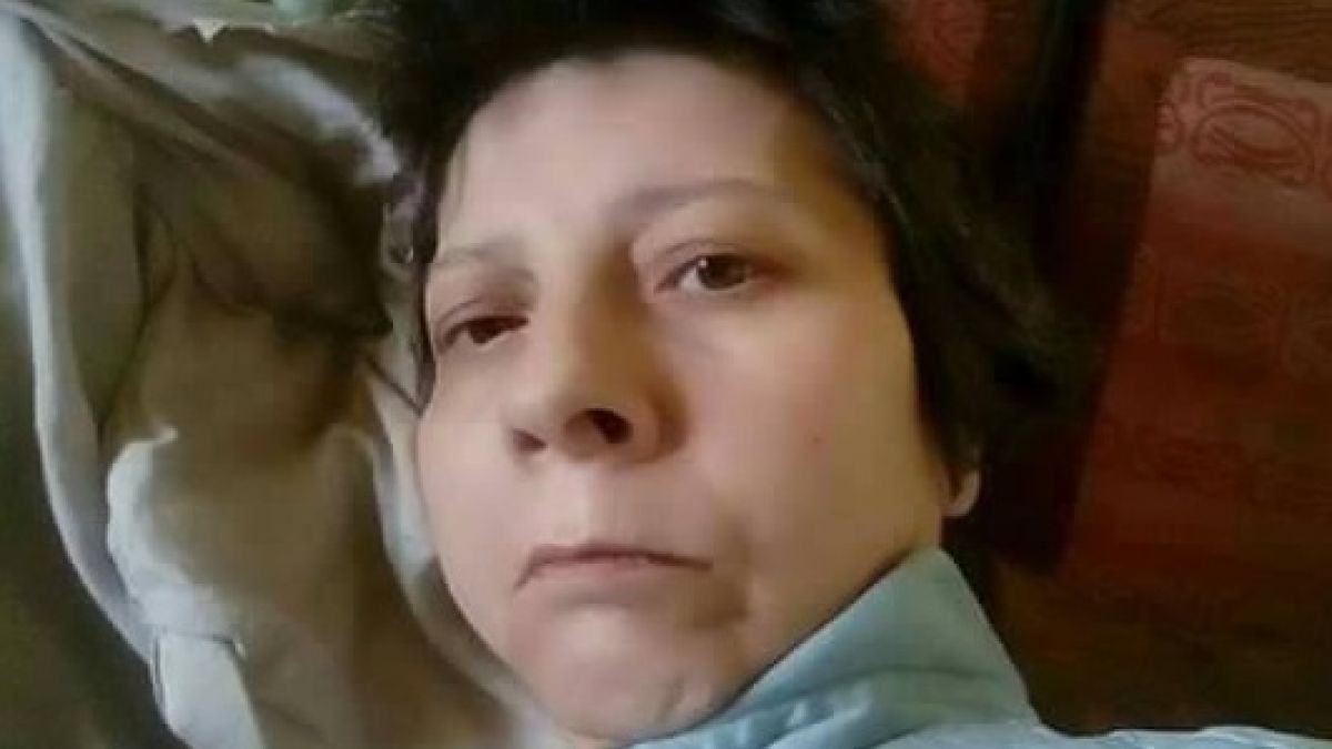 Седем деца събират пари, за да могат да погребат майка си