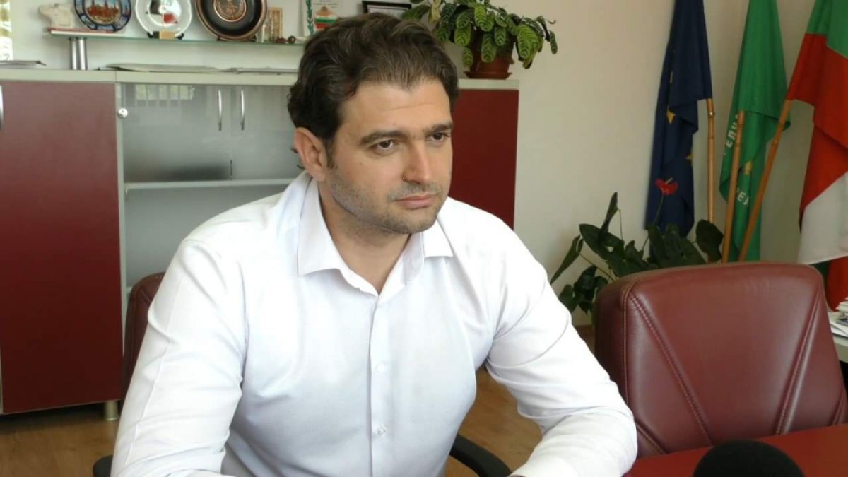 БЛИЦ TV: Пети ден Стрелча бедства без питейна вода