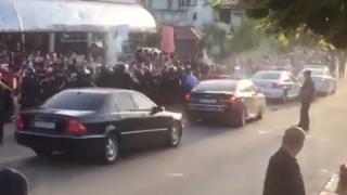 Нападнаха с камъни кортежа на премиера на Албания (ВИДЕО)