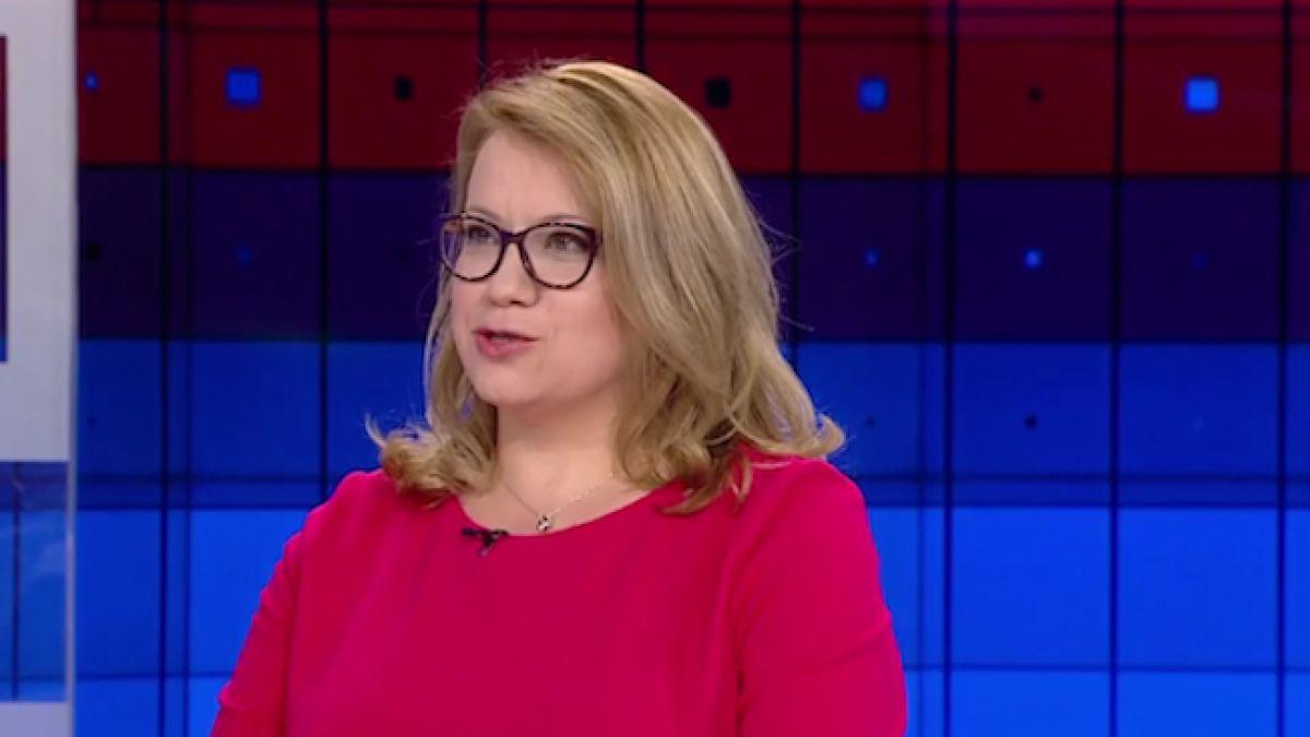 Деница Златева с нови разкрития за оттеглянето на оставката на Нинова