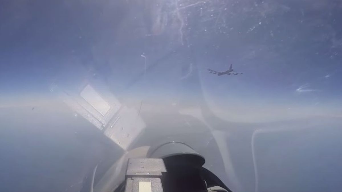 Появи се ВИДЕО от екшъна със Су-27 над Балтийско море  