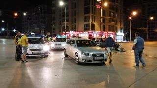 Зрелищни СНИМКИ: Зверско меле по тъмна доба в столицата! 