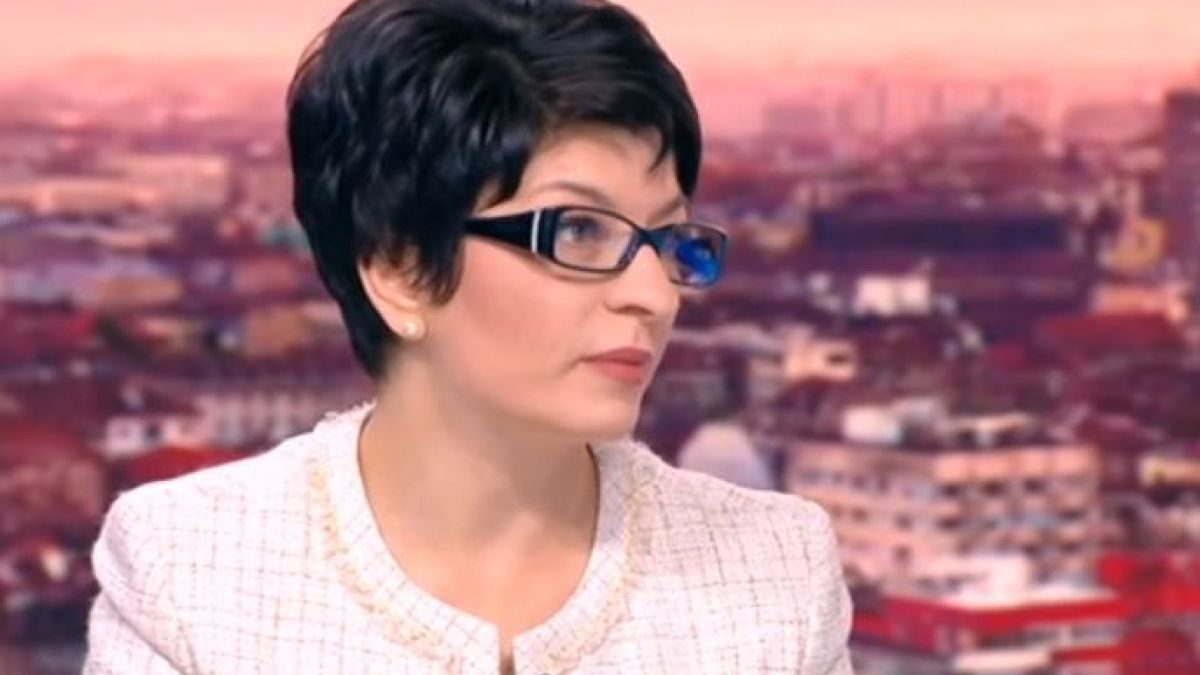 Десислава Атанасова обяви кога ще се сложи край на драмата с партийната субсидия 