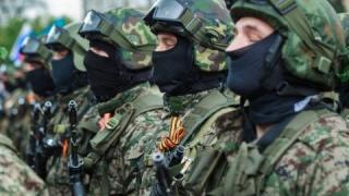 Какво става?! Русия вдигна хиляди военни на крак