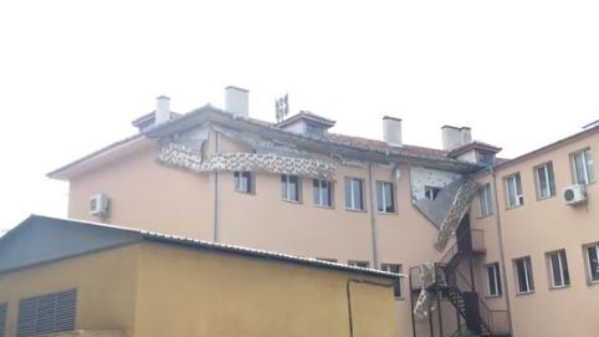 Стъписана пловдивчанка: "Оле, ужас, навсякъде всичко се руши!" (ВИДЕО)