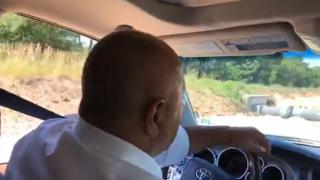 Борисов огледа грандиозен строеж край Драгоман и заръча: Една теменужка не бива да се смачка!  (ВИДЕО)