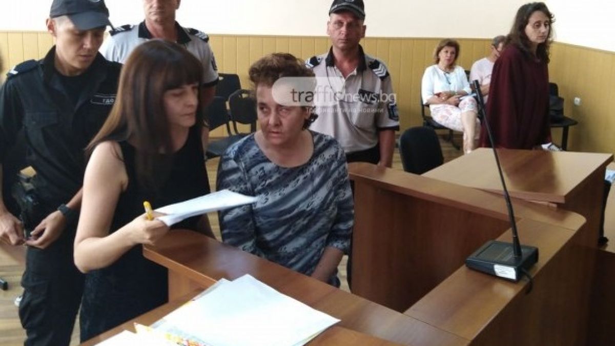 Зловещи разкрития от съда за Марияна, която наръга до смърт приятеля си