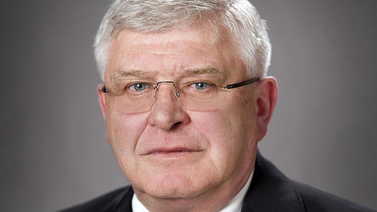 Министър Ананиев съобщи важна новина за болниците във Видин, Враца и Монтана