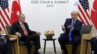 Ердоган при Тръмп: Затопляне на връзките между Анкара и Вашингтон с гигантска сделка