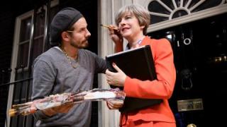 Тереза Мей вече не е чучело