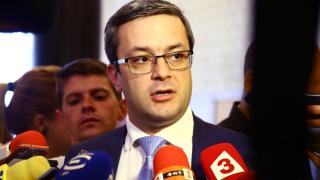 Тома Биков определи кандидатурата на Манолова като реванш за Станишев