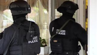 Шокираща новина от акцията на ГДБОП във Видин! Спецченгета нахлуха погрешка в... ВИДЕО