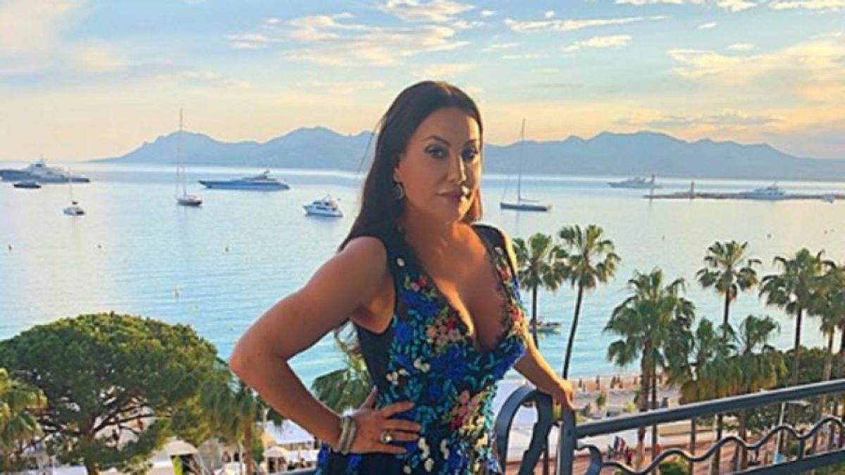 60-год. Дарина Павлова се пусна гола в мрежата и подлуди мъжете СНИМКИ 18+