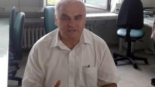 Куп неочаквани опасностиат храните ни дебнат през лятото! Шеф в БАН обясни как да се пазим