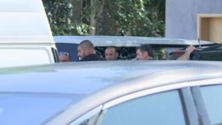 Извънредно: Акция в Казанлък заради смъртта на бившия шеф на местния КАТ (СНИМКИ)