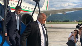 Борисов пристигна за форума в Сараево (СНИМКИ)