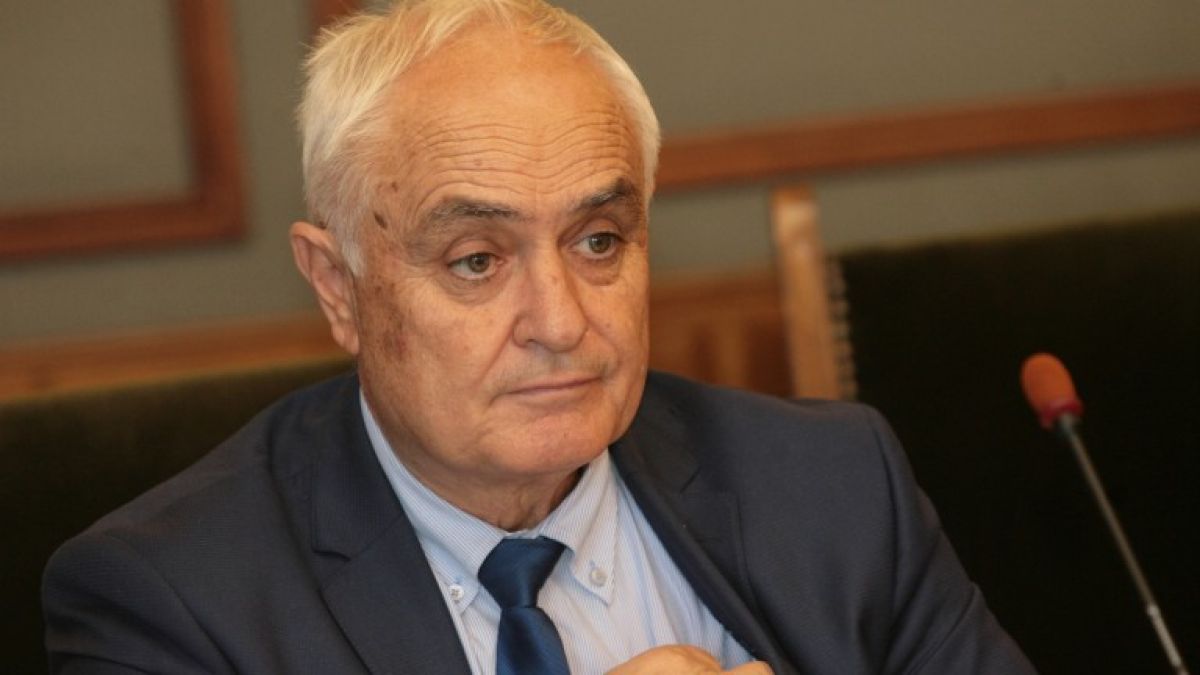 Зам.-министърът на отбраната: Ще се наложи да закупуваме повече ракети за F-16