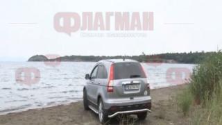 Нови простотии с джипове на два от най-красивите наши плажа 