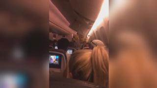 ВИДЕО от свирепата турболенция, ударила самолет и ранила над 30 души