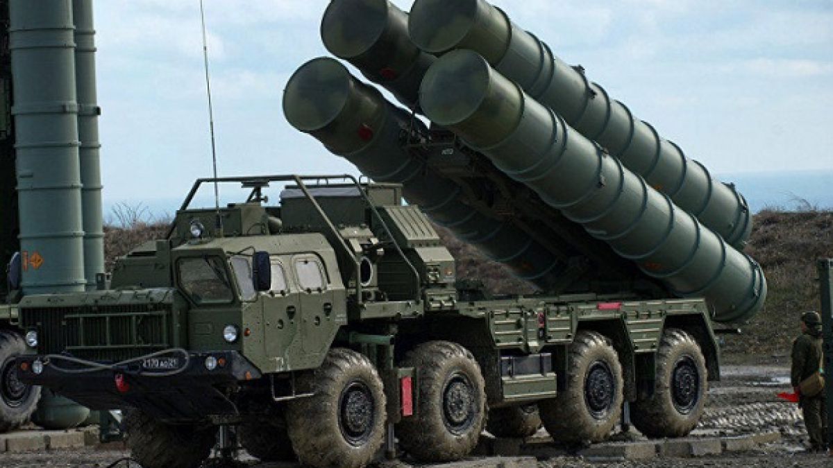 Руските ЗРК С-400 пристигнаха в Турция, разбра се къде са базирани
