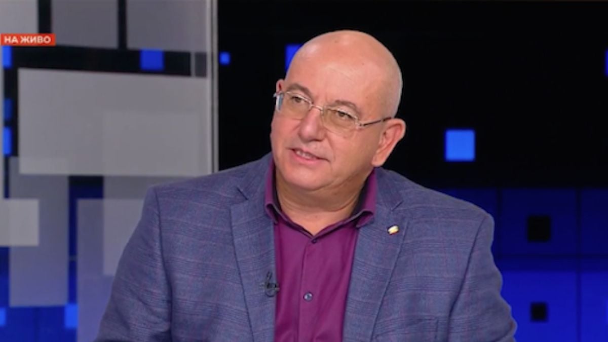 Ревизоро гневен: Полицаите с водни пистолетчета ли да ходят?