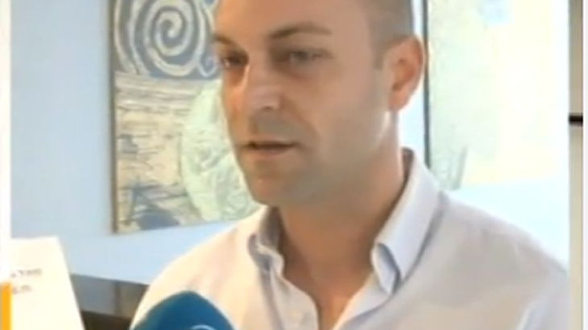 Хотелиерът, изритал израелските туристки, разказа за грозната свада 