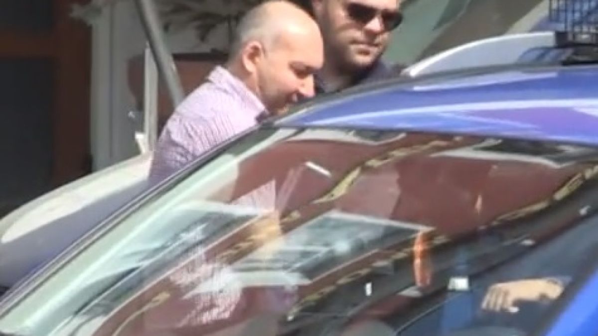 Първо в БЛИЦ TV! Важна клечка задържана при акцията в ДФЗ! Арестуваният се оказа…