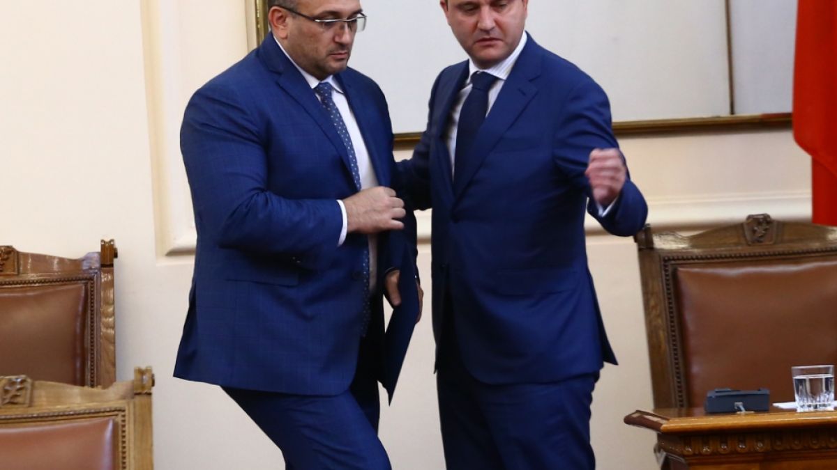 От последните минути: Горанов и Маринов с важна информация за хакерската атака на НАП!