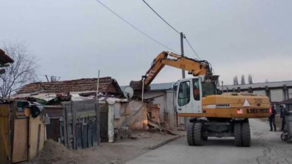 Прогонените заради безчинства цигани от Войводиново останаха с пръст в уста