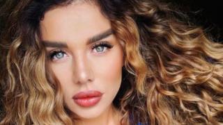 Сексапилна певица разкри дали обръща внимание на... размера 