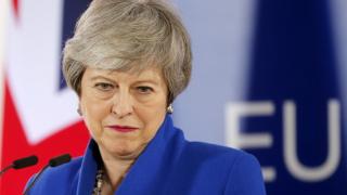 The Daily Express: В последната си реч Тереза Мей призова наследника си да „се изправи срещу Путин“ 