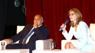 Захариева с нови разкрития за кандидатпрезидентската двойка на ГЕРБ