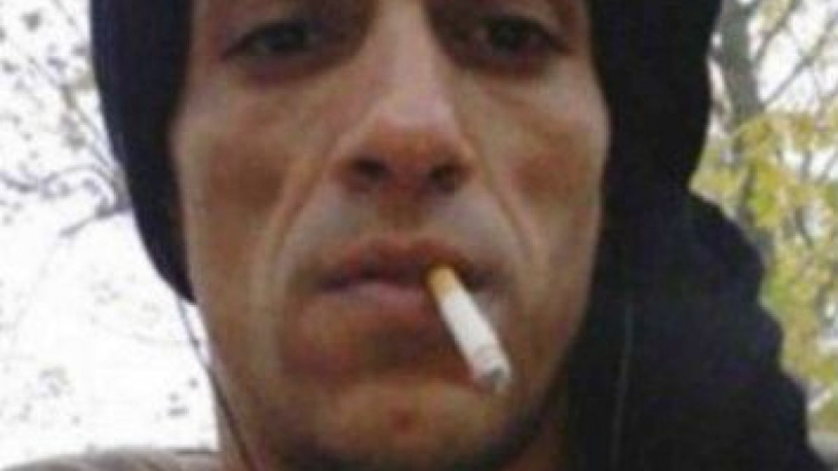 Страсти в мрежата: БХК фен се заканва да отмъсти за Жоро Плъха, но го навряха в миша дупка