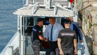 Борисов с добри икономически новини, докато пореше вълните (СНИМКИ)