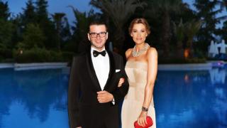 Шокиращ обрат със светската бомба, която Д-р Енчев и Теди Велинова хвърлиха