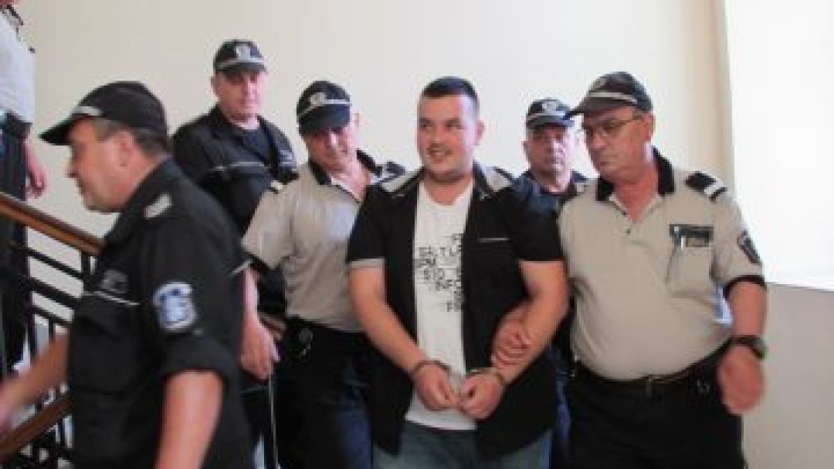 Чудовището Юзджан, горил и рязал съперник, се върна в България (СНИМКИ)