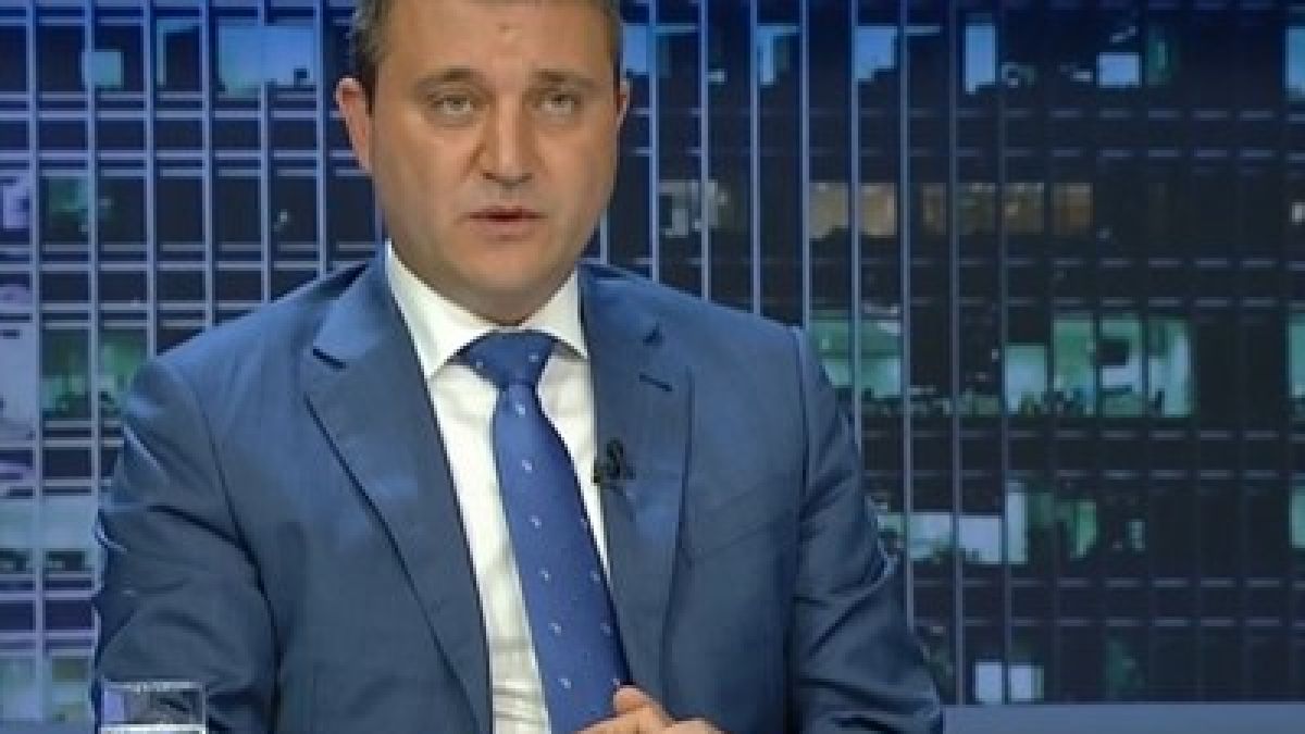 Горанов се ядоса на хакера на НАП: Героизираме едно престъпление