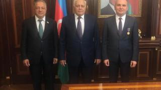 Евродепутатът Илхан Кючюк удостоен с престижен орден от парламента на Азербайджан