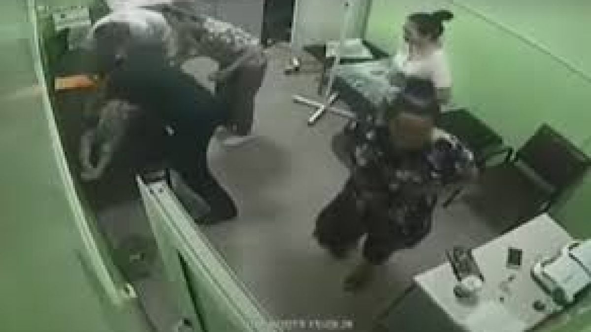 Лекар спаси дете в клинична смърт (ВИДЕО)