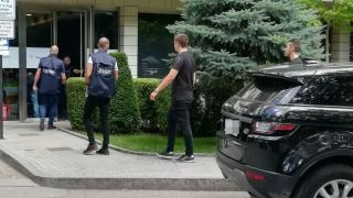 Извънредно! Антимафиоти влязоха във фирмата на Кристиян Бойков