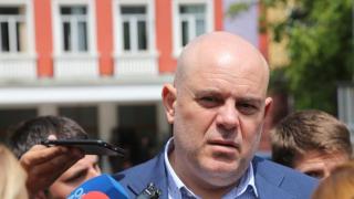 Олигарсите са в нокаут - пуснаха "Агнешките главички" на Костов срещу Гешев! 