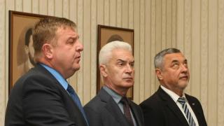 "Атака": НФСБ и ВМРО избягаха от коалиционния съвет заради медиите 
