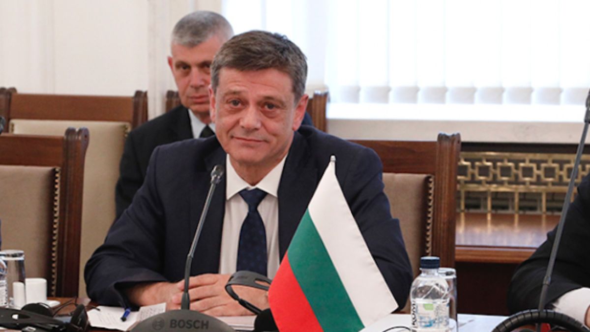Ген. Константин Попов: Ветото на президента е излишно и неразумно