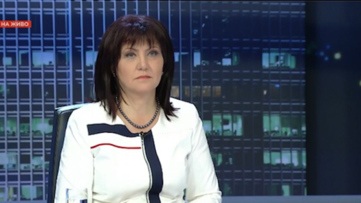 Цвета Караянчева: С ветото Радев може би искаше да провали сделката за F-16