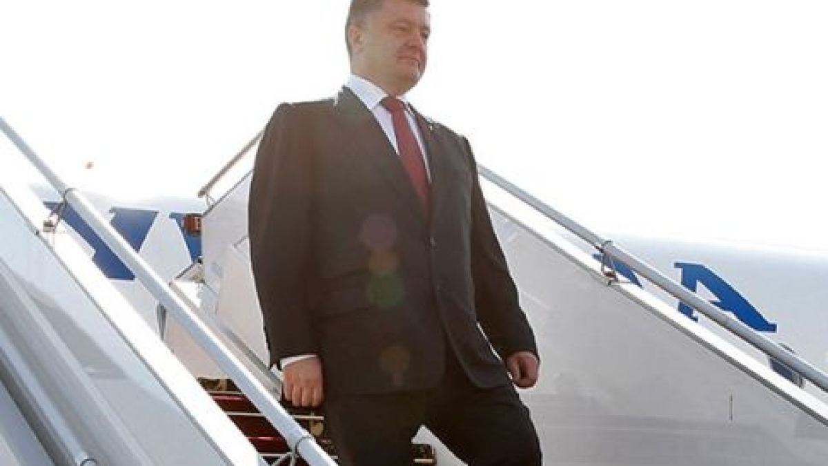 Порошенко се отказа от охраната си и духна от Украйна 