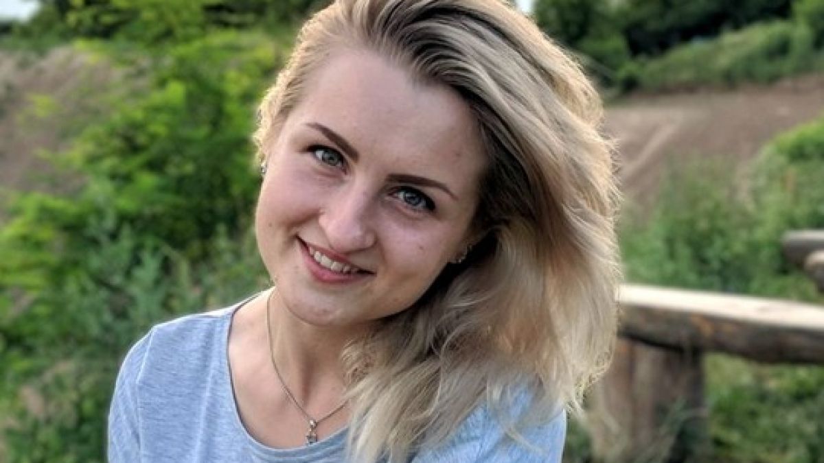 Дърт немец закла млада прислужница украинка, искала да се прибере у дома