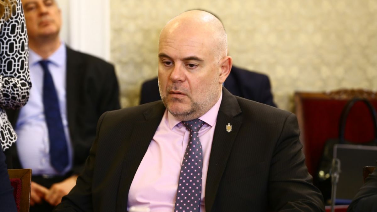 ВСС застана зад Гешев заради подли манипулации по негов адрес