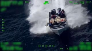 Зрелищно ВИДЕО от полицейска акция, уловила кока за 30 млн. долара